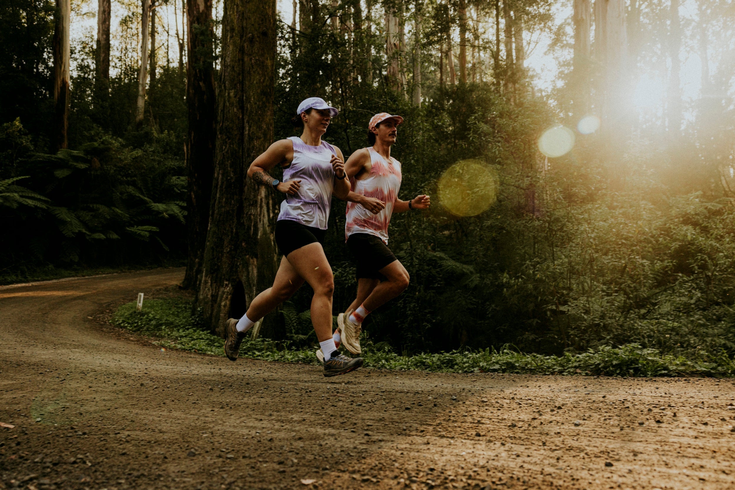 Women's V-FUCHSIA Performance Singlet